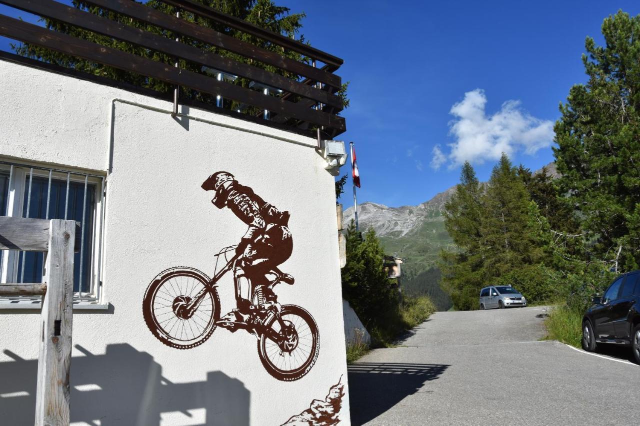 Erlebacherhus Lenzerheide Exteriör bild